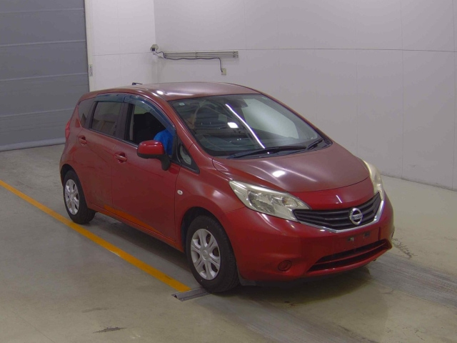 NISSAN NOTE — фото