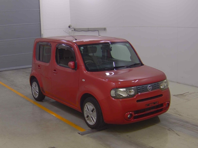 NISSAN CUBE — фото