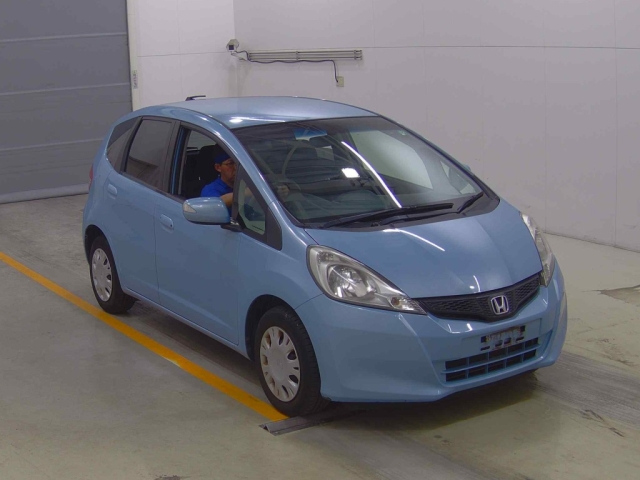 HONDA FIT — фото
