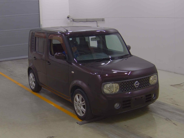 NISSAN CUBE — фото