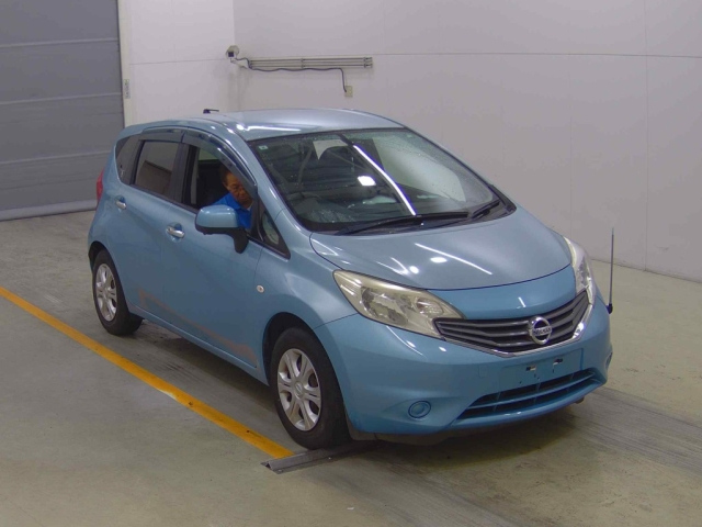 NISSAN NOTE — фото