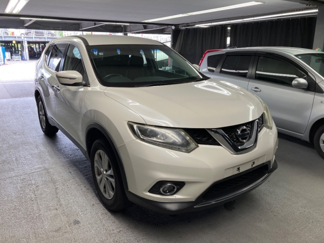 NISSAN X TRAIL — фото