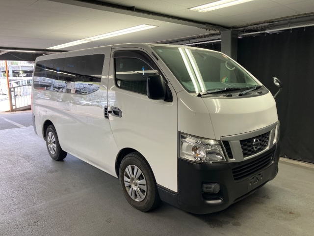 NISSAN CARAVAN — фото