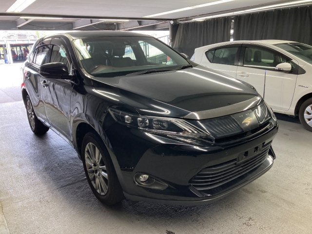 TOYOTA HARRIER — фото