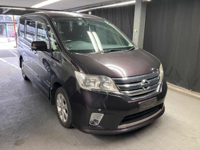 NISSAN SERENA