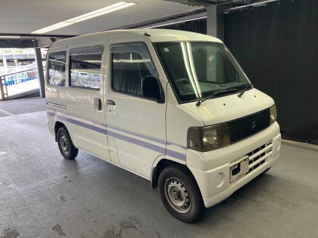 MITSUBISHI MINICAB — фото