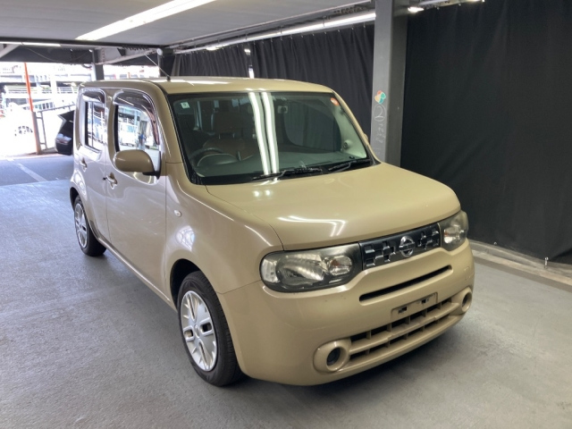 NISSAN CUBE — фото