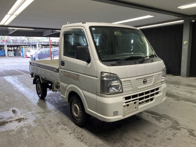 NISSAN CLIPPER — фото