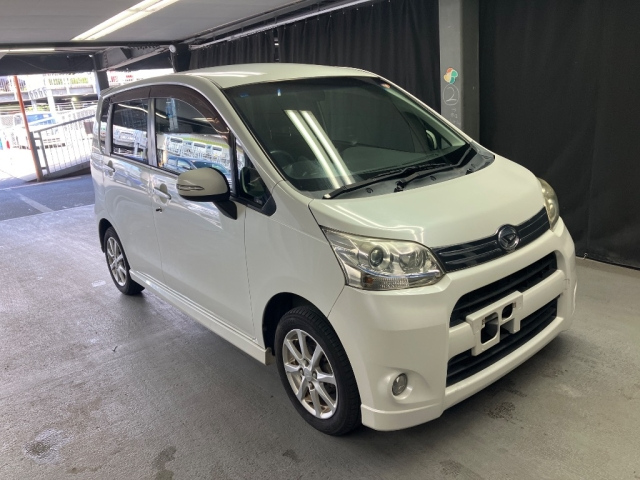 DAIHATSU MOVE — фото