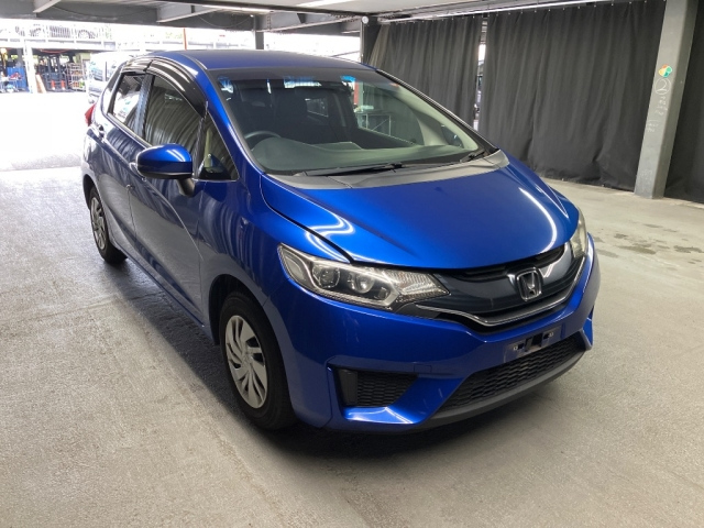 HONDA FIT — фото