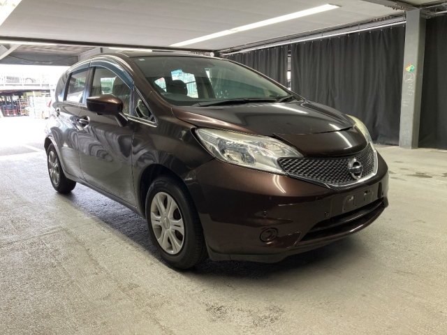 NISSAN NOTE — фото
