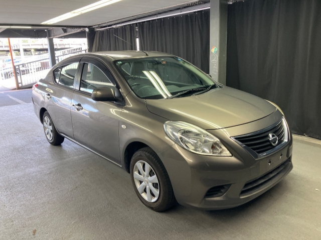 NISSAN LATIO