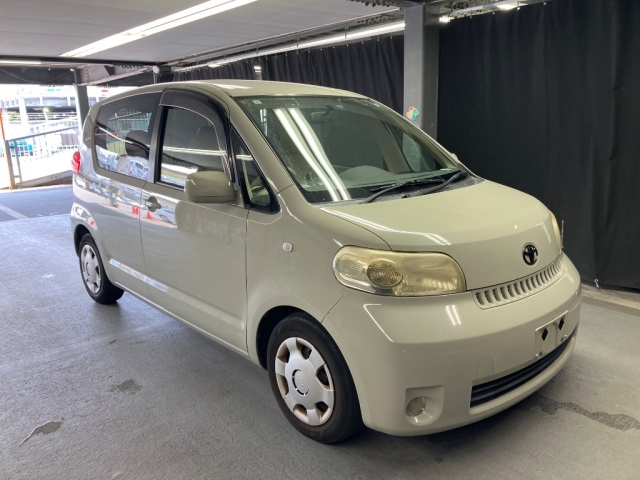 TOYOTA PORTE — фото