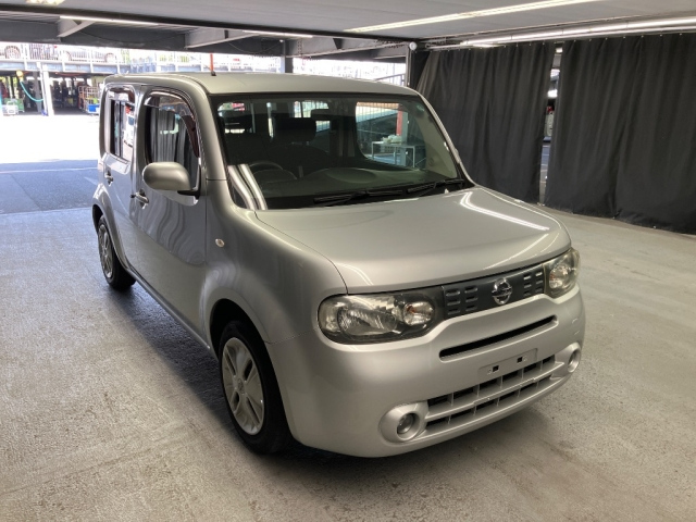 NISSAN CUBE — фото