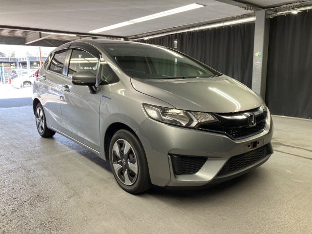 HONDA FIT — фото
