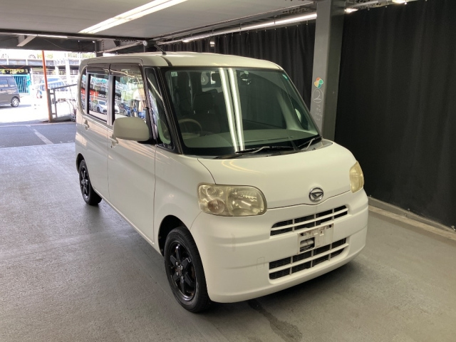 DAIHATSU TANTO — фото