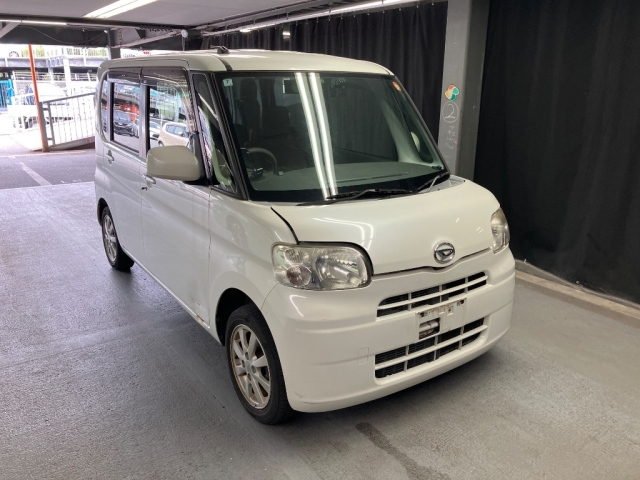 DAIHATSU TANTO — фото