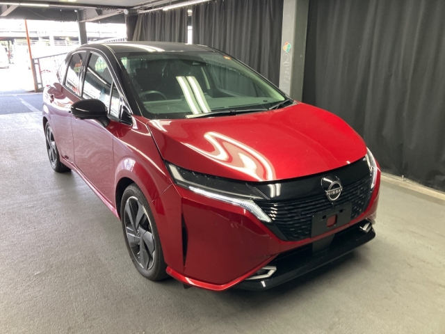 NISSAN AURA — фото