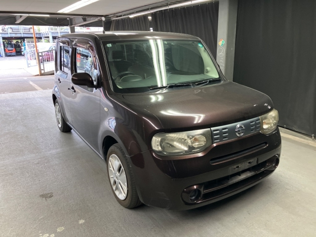 NISSAN CUBE — фото