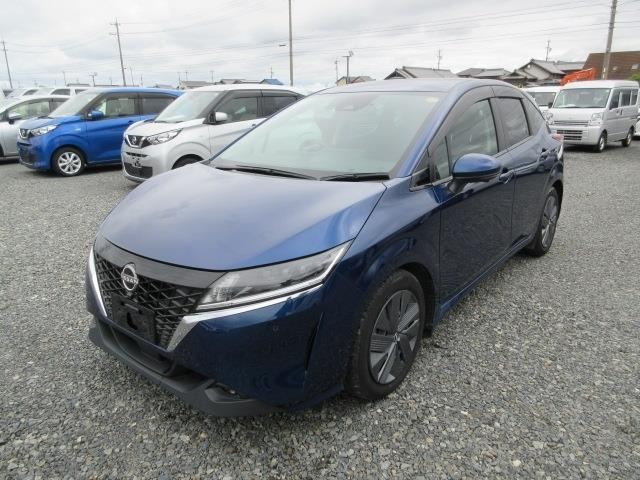 NISSAN NOTE — фото