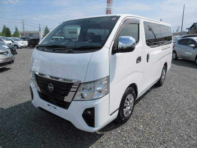 NISSAN CARAVAN — фото