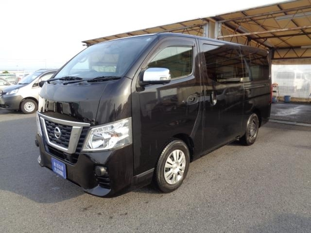 NISSAN CARAVAN — фото