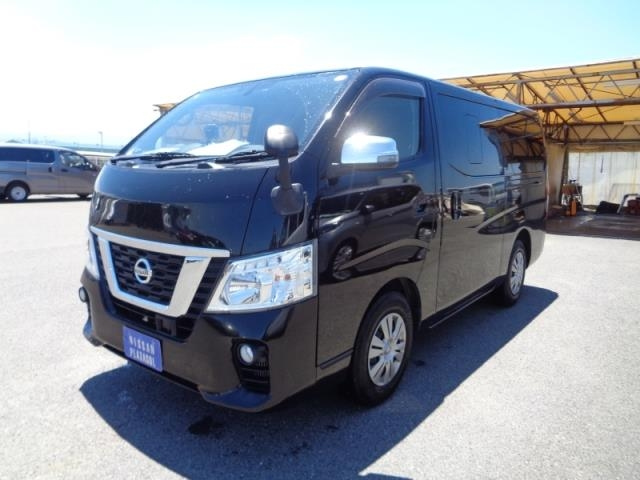 NISSAN CARAVAN — фото