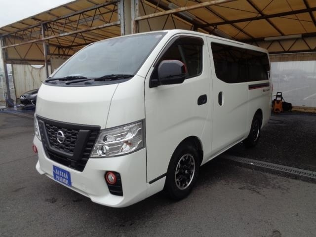 NISSAN CARAVAN — фото
