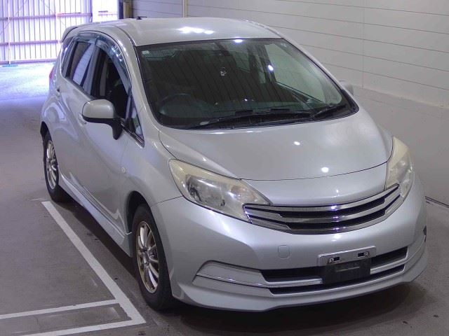 NISSAN NOTE — фото