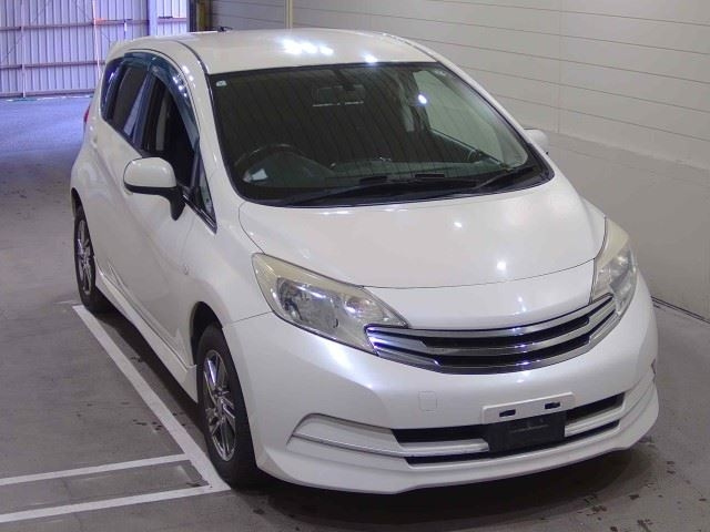 NISSAN NOTE — фото