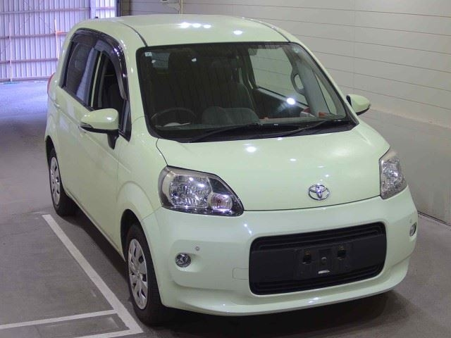 TOYOTA PORTE — фото