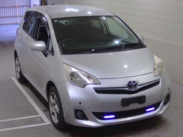 TOYOTA RACTIS — фото