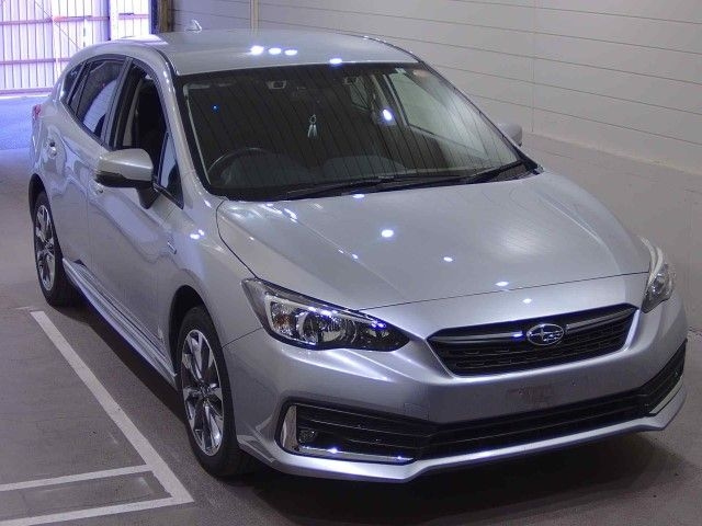 SUBARU IMPREZA — фото