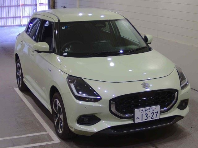 SUZUKI SWIFT — фото