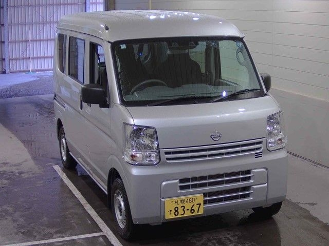 NISSAN CLIPPER — фото