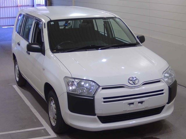 TOYOTA SUCCEED