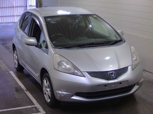 HONDA FIT — фото