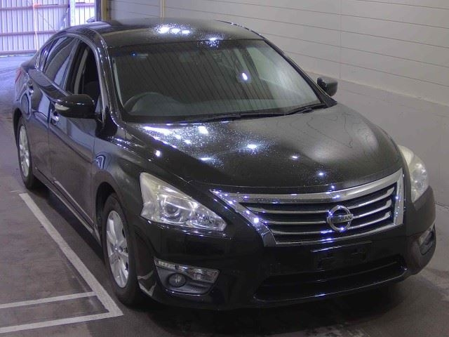 NISSAN TEANA — фото