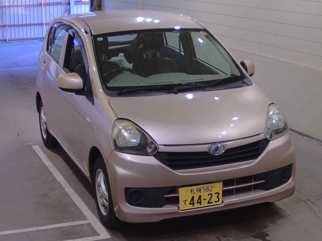 DAIHATSU MIRA — фото