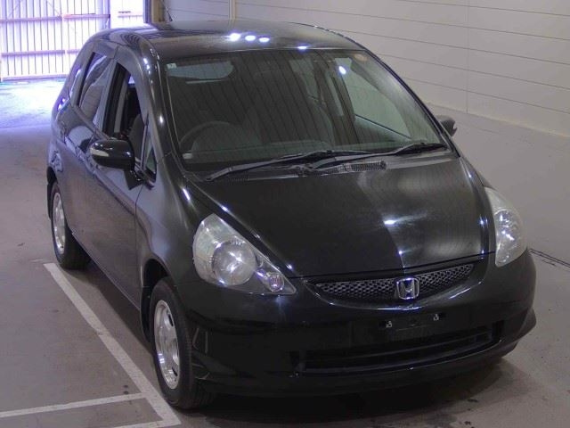 HONDA FIT — фото