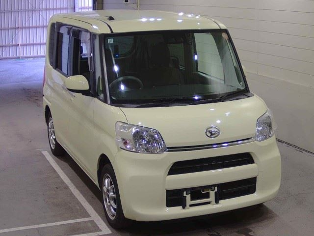 DAIHATSU TANTO — фото