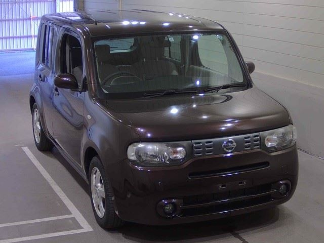 NISSAN CUBE — фото