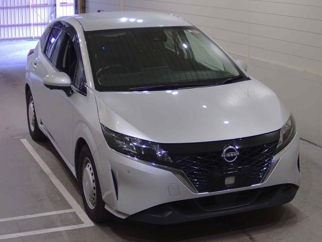 NISSAN NOTE — фото
