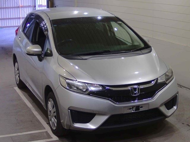 HONDA FIT — фото