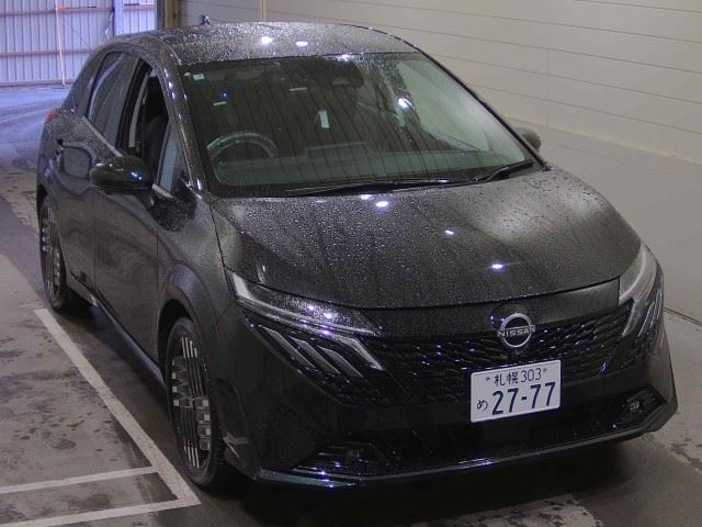 NISSAN AURA — фото