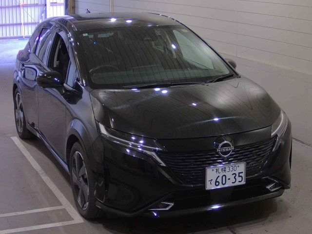 NISSAN AURA — фото