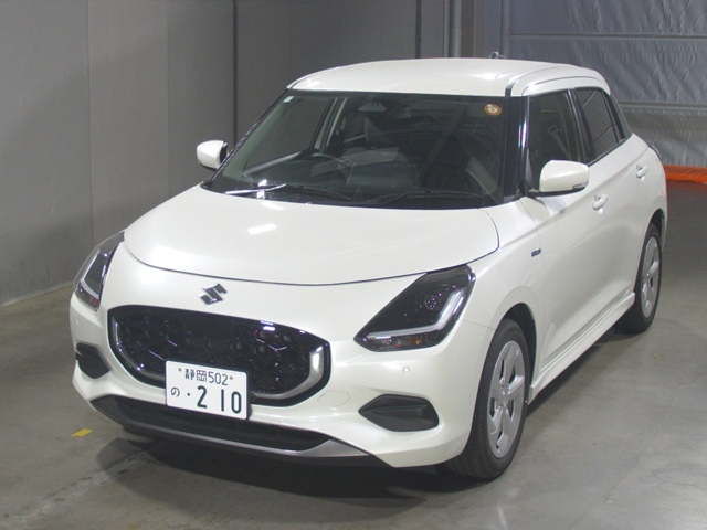 SUZUKI SWIFT — фото
