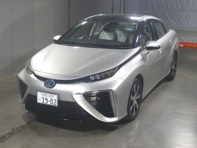 TOYOTA MIRAI — фото