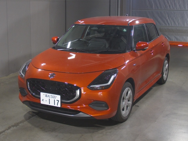 SUZUKI SWIFT — фото