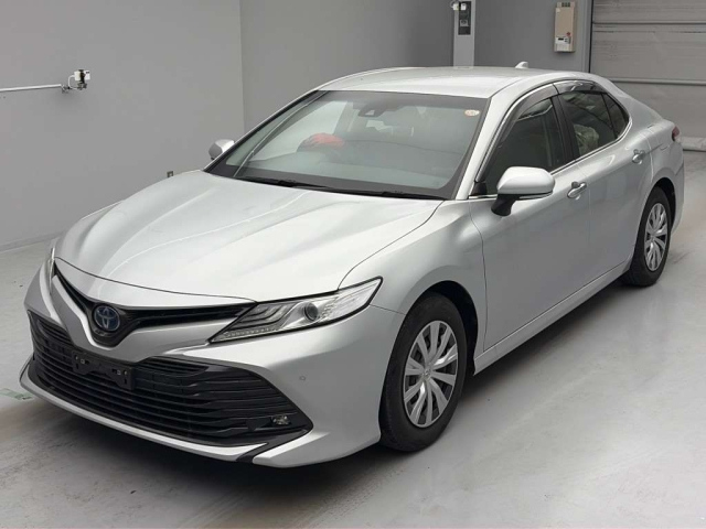 TOYOTA CAMRY — фото